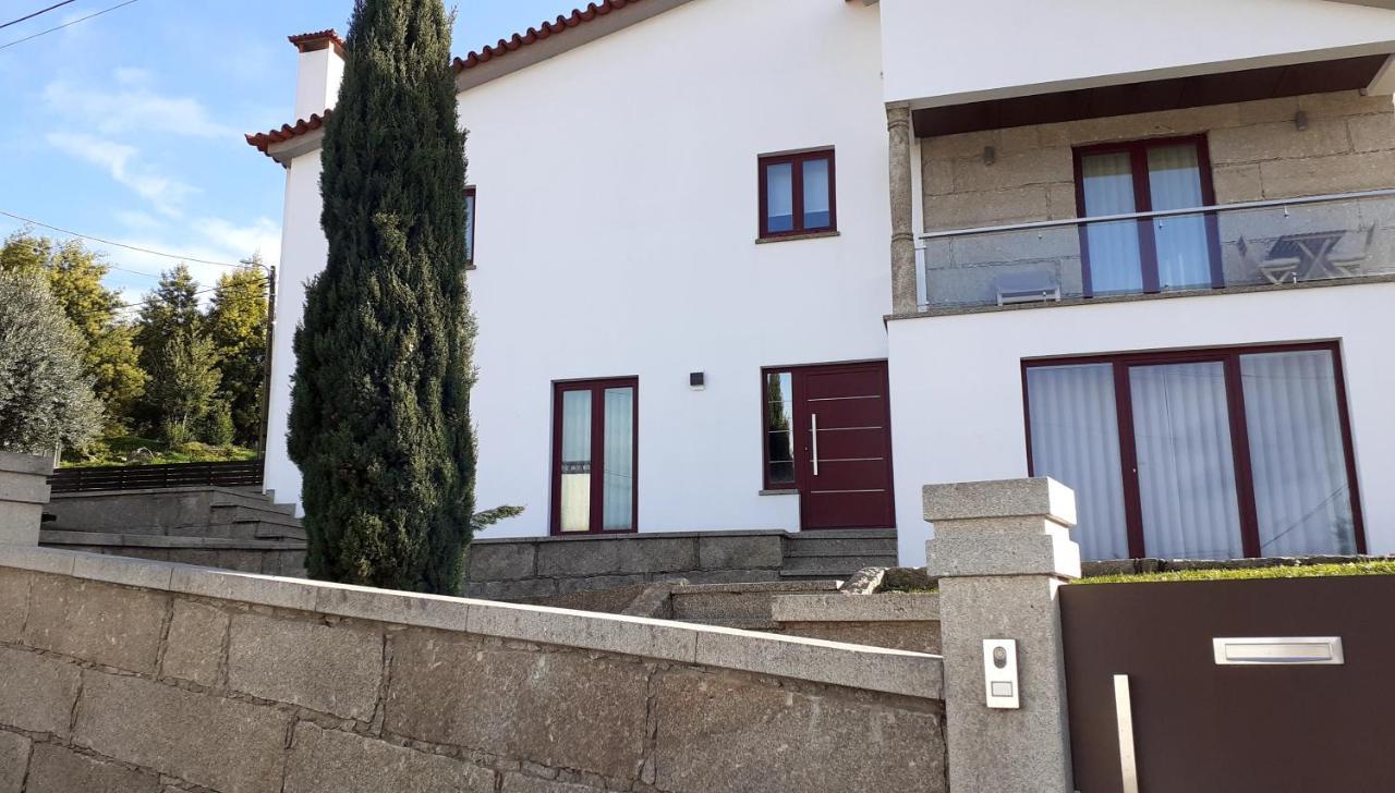 Villa Tavares Suites Arouca Exterior foto