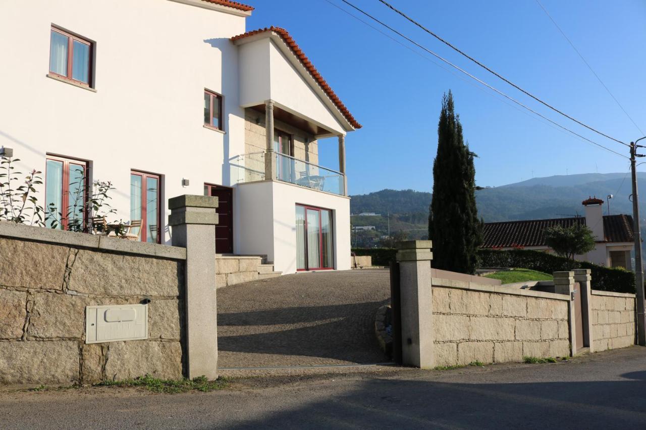 Villa Tavares Suites Arouca Exterior foto